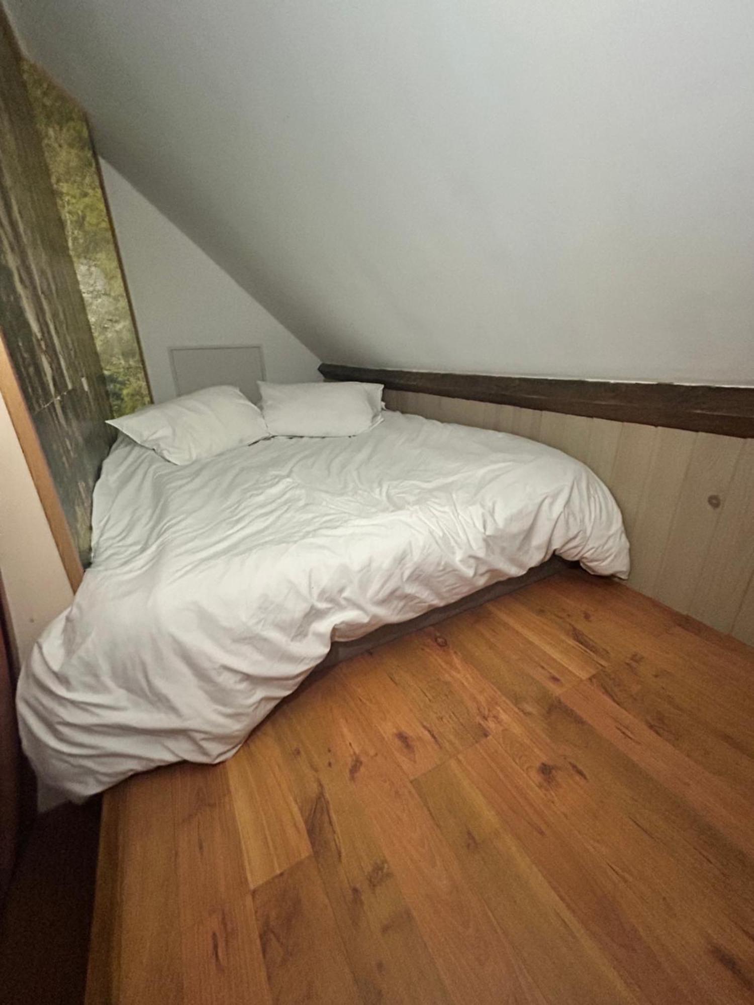 Bed and Breakfast Le D'Tour Gourmand Toulouse-le-Chateau Esterno foto