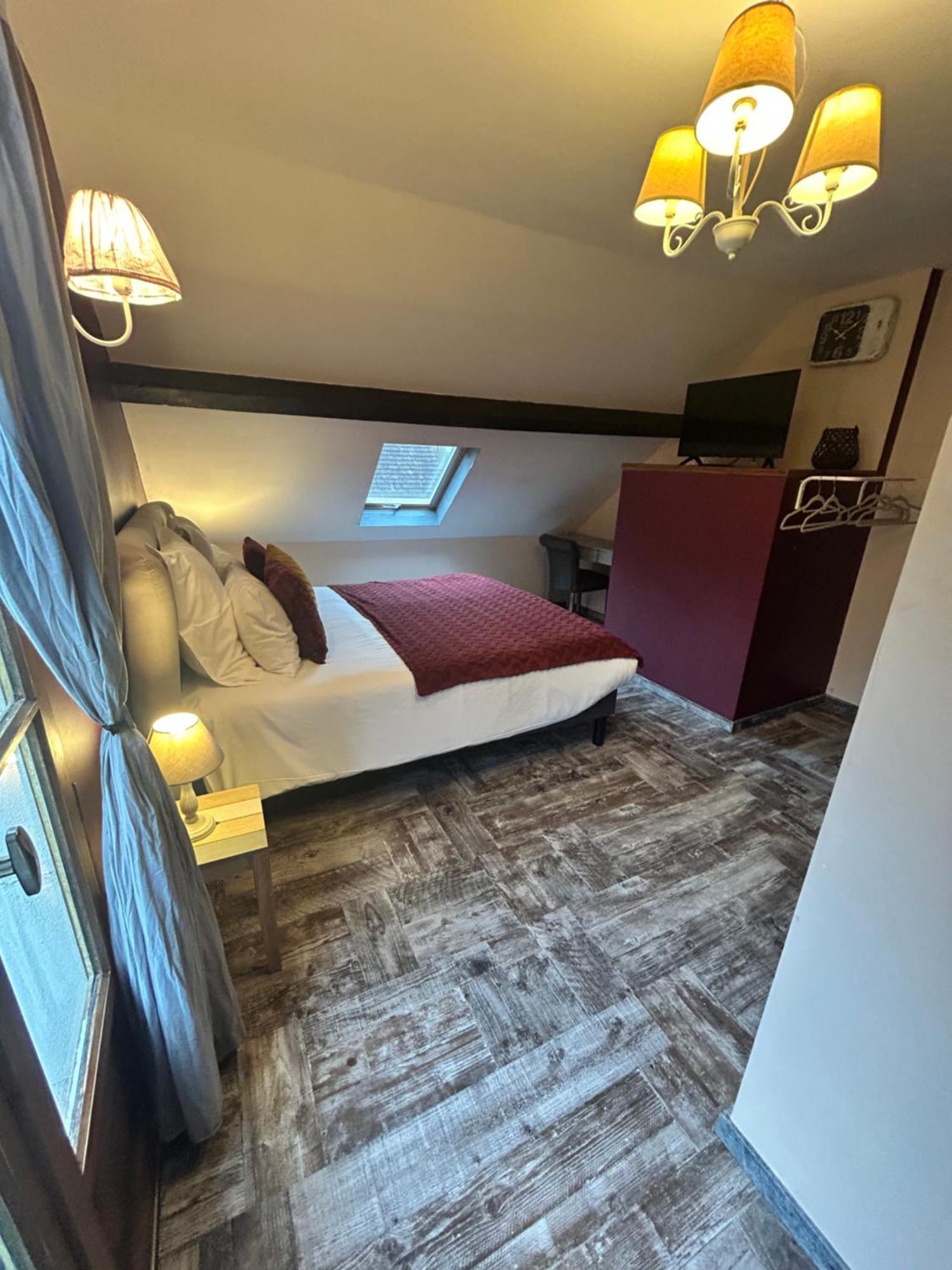 Bed and Breakfast Le D'Tour Gourmand Toulouse-le-Chateau Esterno foto