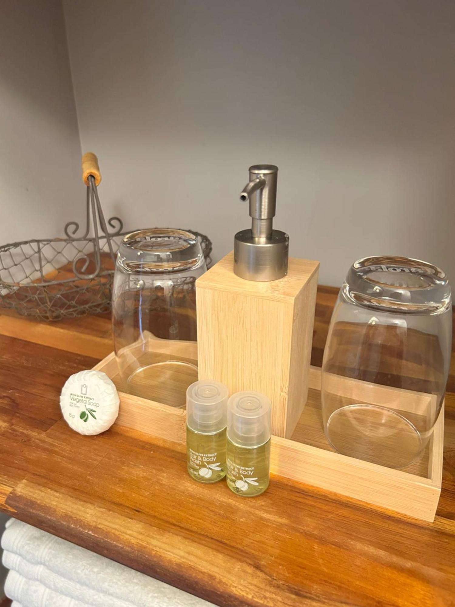 Bed and Breakfast Le D'Tour Gourmand Toulouse-le-Chateau Esterno foto