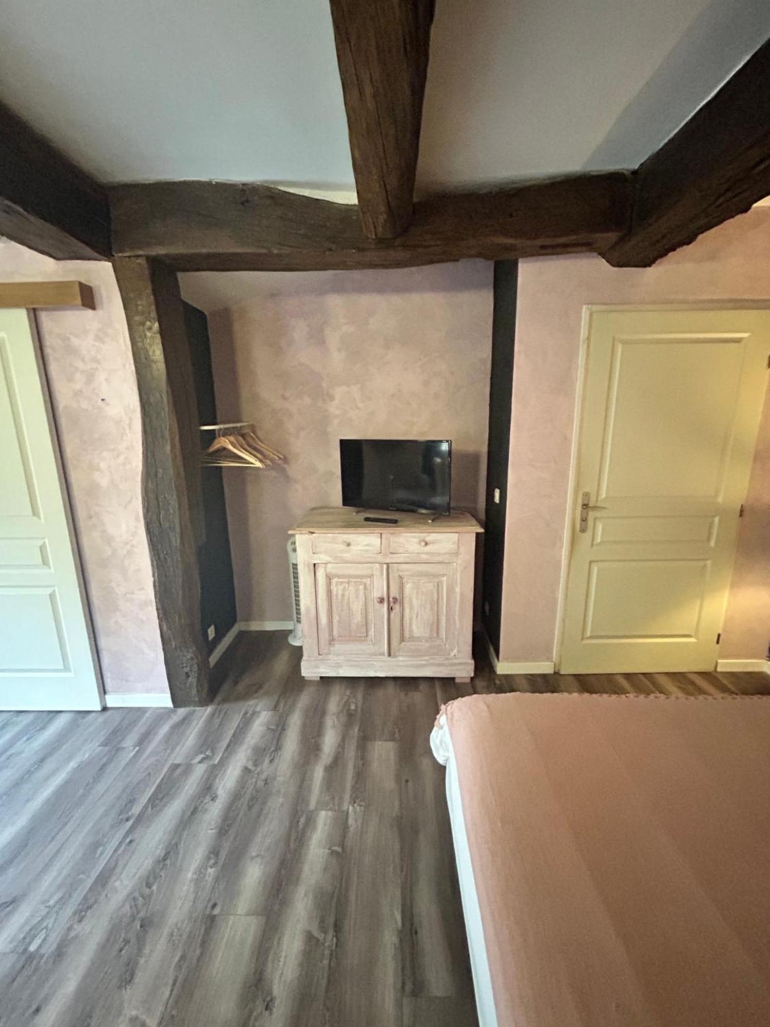 Bed and Breakfast Le D'Tour Gourmand Toulouse-le-Chateau Esterno foto